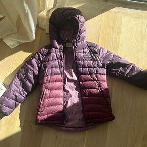 Fully reversible Patagonia kids puffer jacket! Size 7-8